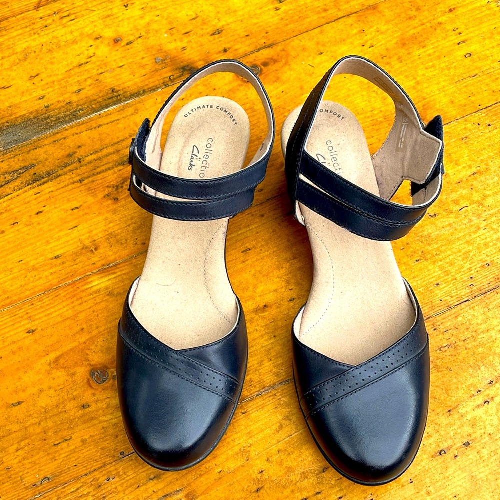 Clarks Dressy Navy Valarie Rally